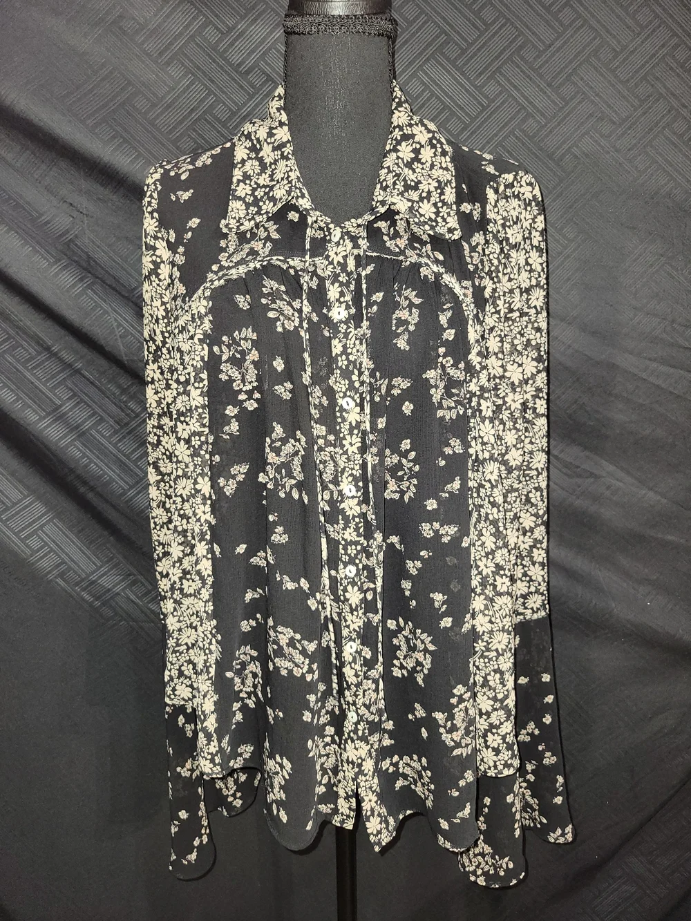 Free People Serena Floral Bell Sleeve Printed Blouse Black Combo Lrg